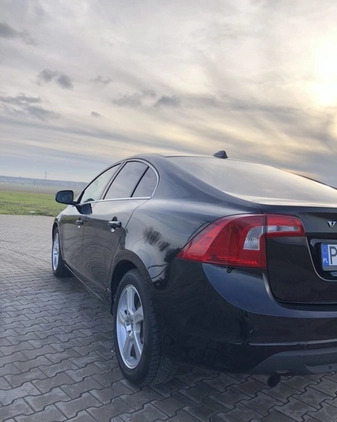 Volvo S60 cena 26500 przebieg: 223000, rok produkcji 2010 z Szczecinek małe 92